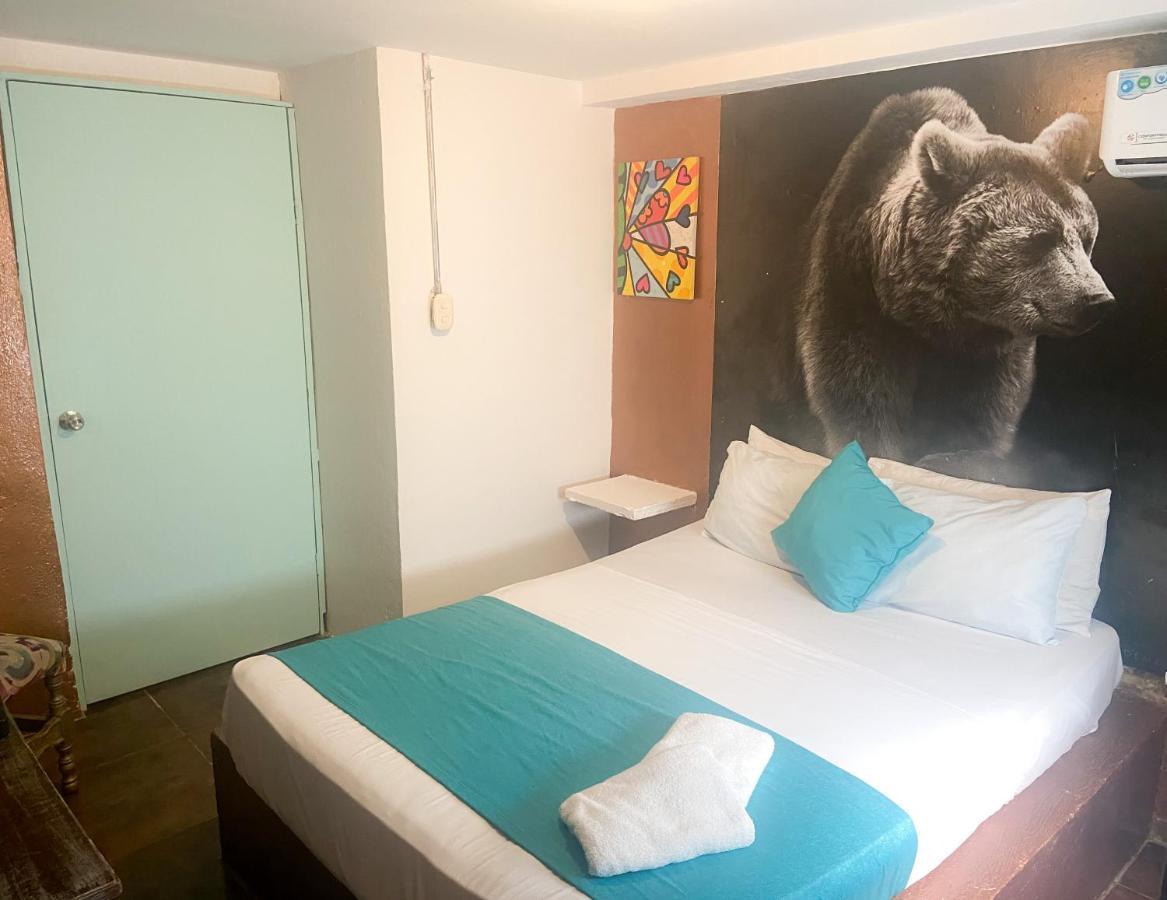 Hotel Casa Makondo *