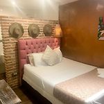 Hotel Casa Makondo